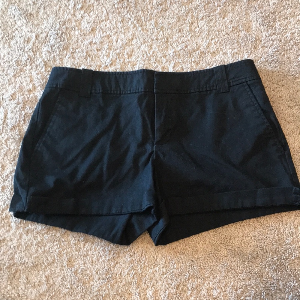 🔴 New York and Company black shorts